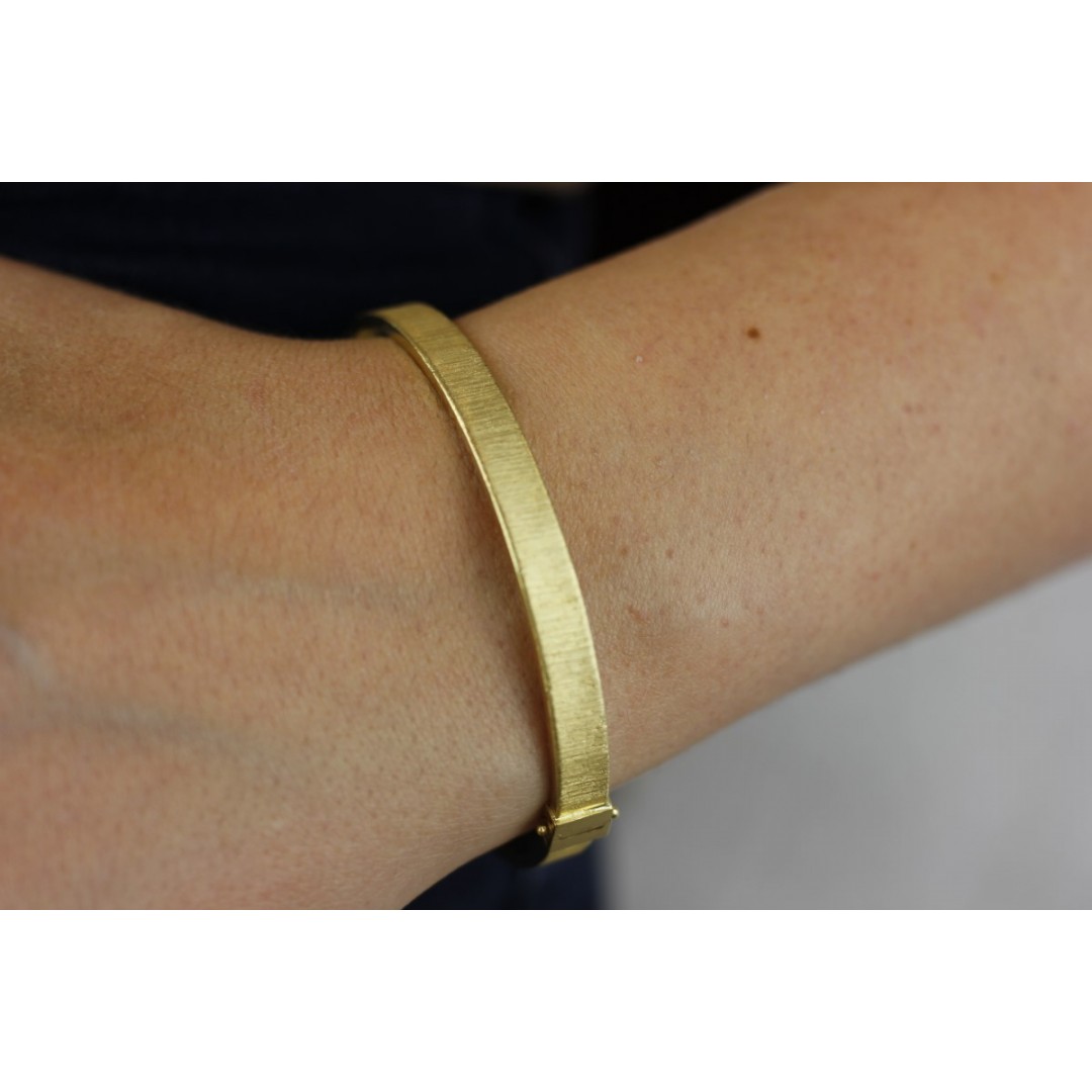 Düz Mat Altın Kelepçe Bileklik BL02291